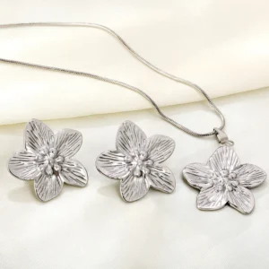Silver Flower Earrings and Necklace Set